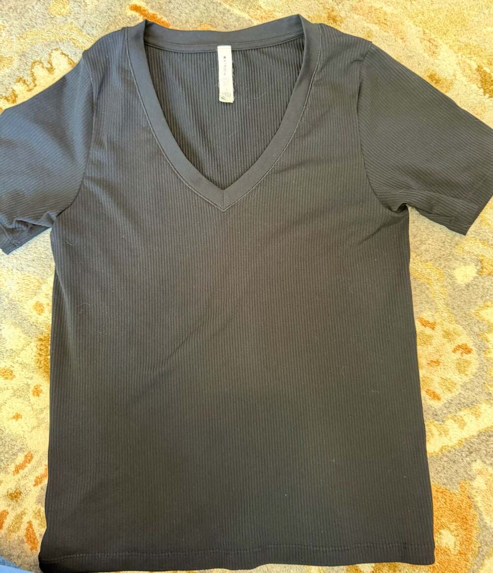 Athleta Renew V-Neck Ribbed Short Sleeve Tee Shirt